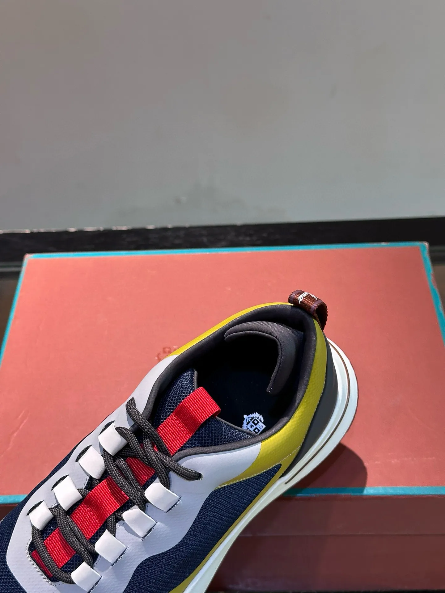 Factory price: 540💰Loro men's shoes💰iana niche Loro classic jogging shoes, men's lace-up casual shoes and sneakers, high-quality lightweight and comfortable fabrics, suitable for outdoor leisure, the color scheme is young and energetic, and it looks great with sportswear or casual suits! Size: 39-45 (38, 46 customized)